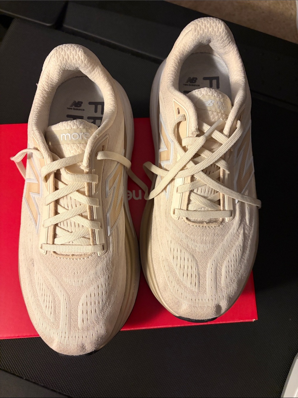 New Balance Cream/Beige Performance Sneakers. Fresh FoamX. 8 wide. Ladies.